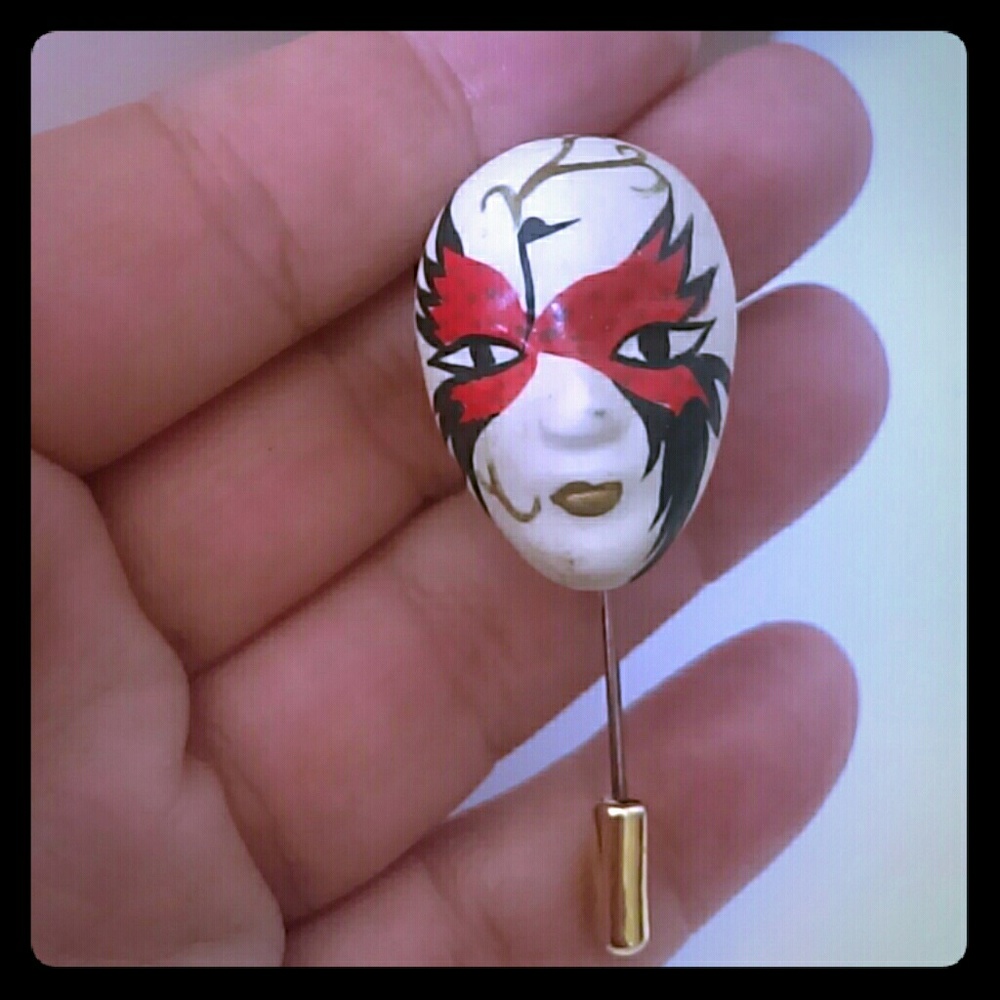 Vintage Masquerade Mask Jewelry stick pin